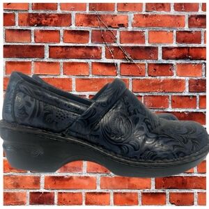 BOC Embossed Tooled Leather Clogs! Style: Peggy